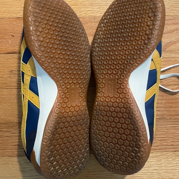 Onitsuka Tiger EU38.5 | US8 - Picture 2 of 4